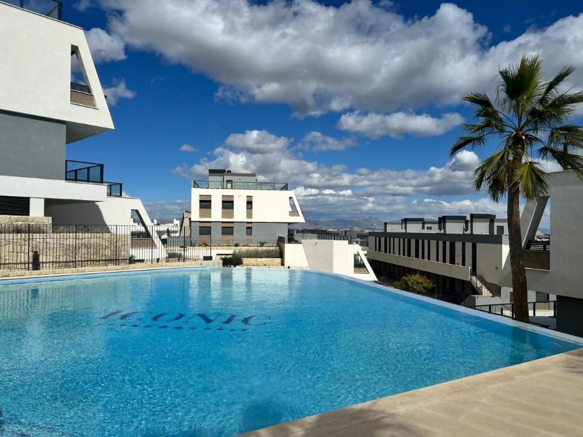 Iconic Alluba Alicante Luxury Bay غران ألاكانت المظهر الخارجي الصورة