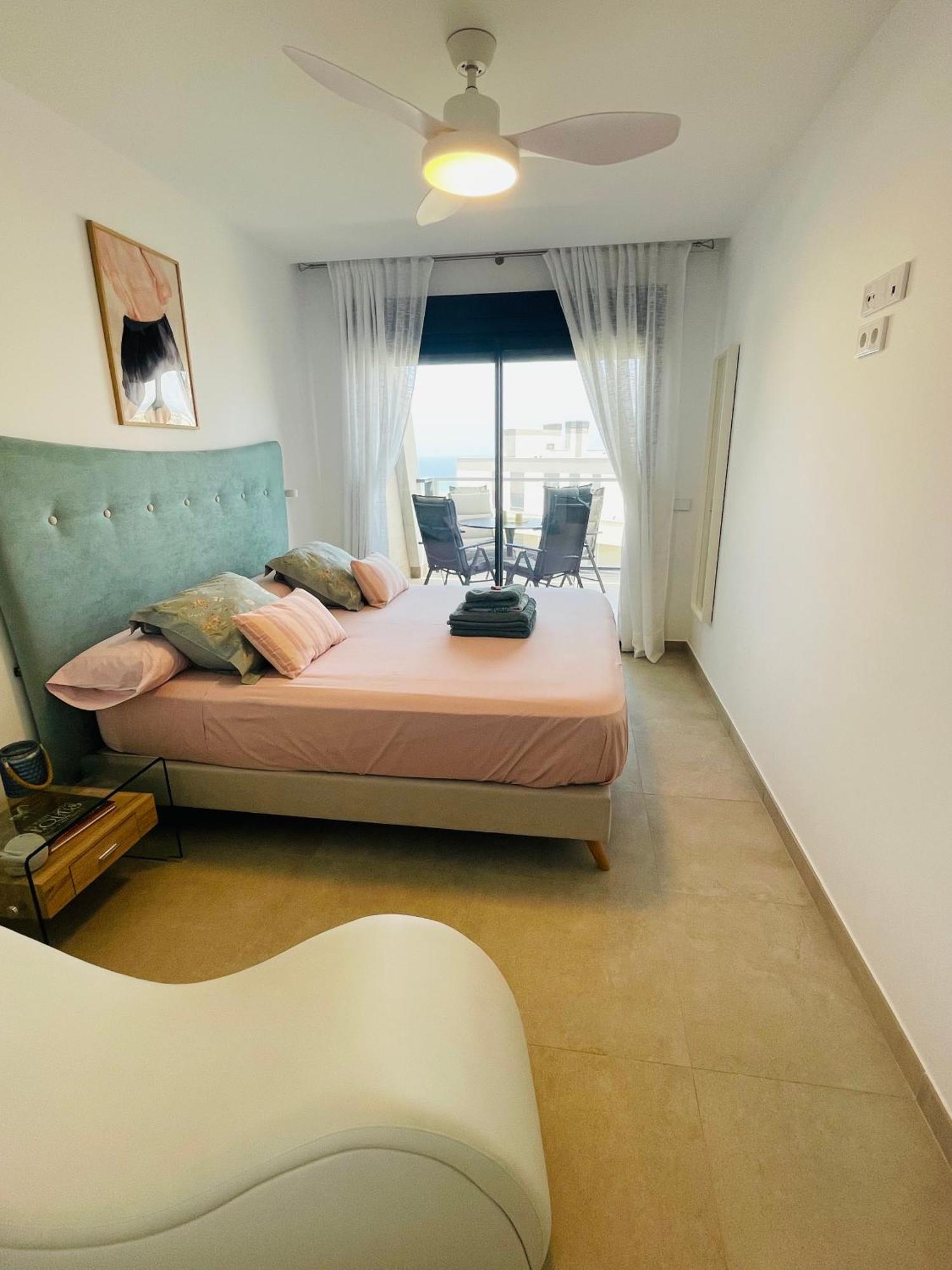 Iconic Alluba Alicante Luxury Bay غران ألاكانت المظهر الخارجي الصورة